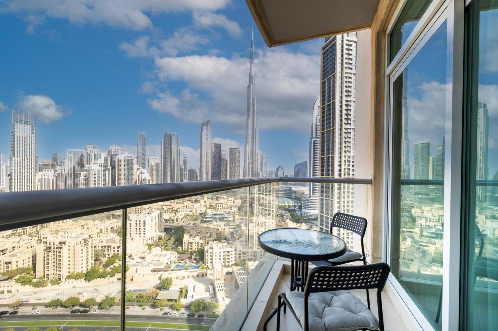 Panoramic Burj Khalifa View 2 Bedroom Apartment, Burj Views Tower Dubai Luaran gambar